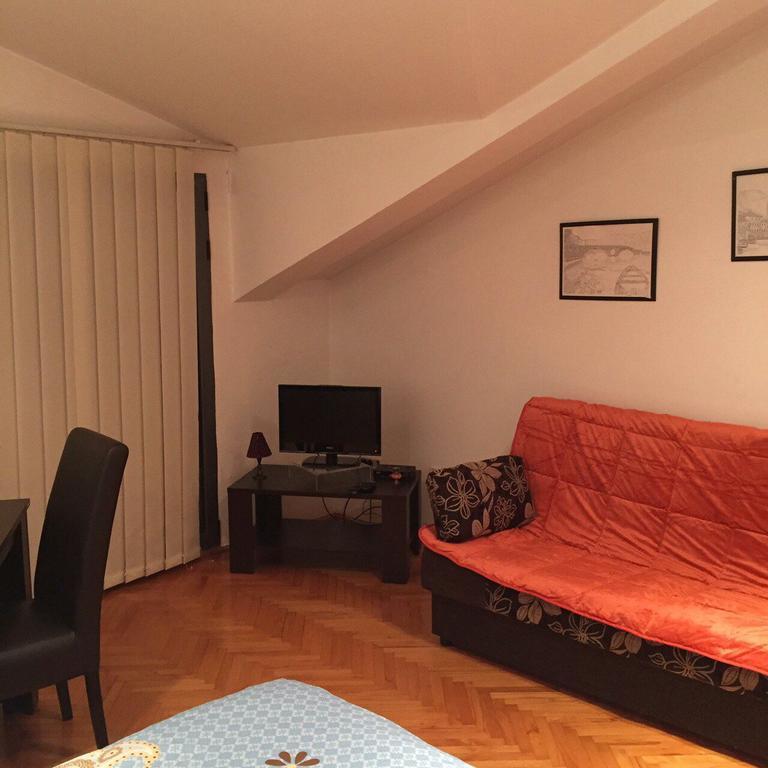 Apartment The Royal Pg Podgorica Buitenkant foto
